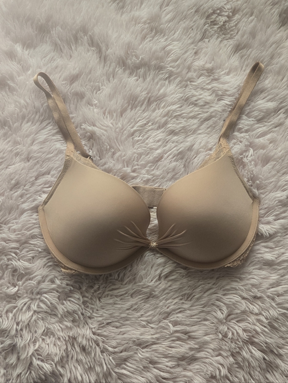 Victoria's Secret Smooth Tan Lace Bra